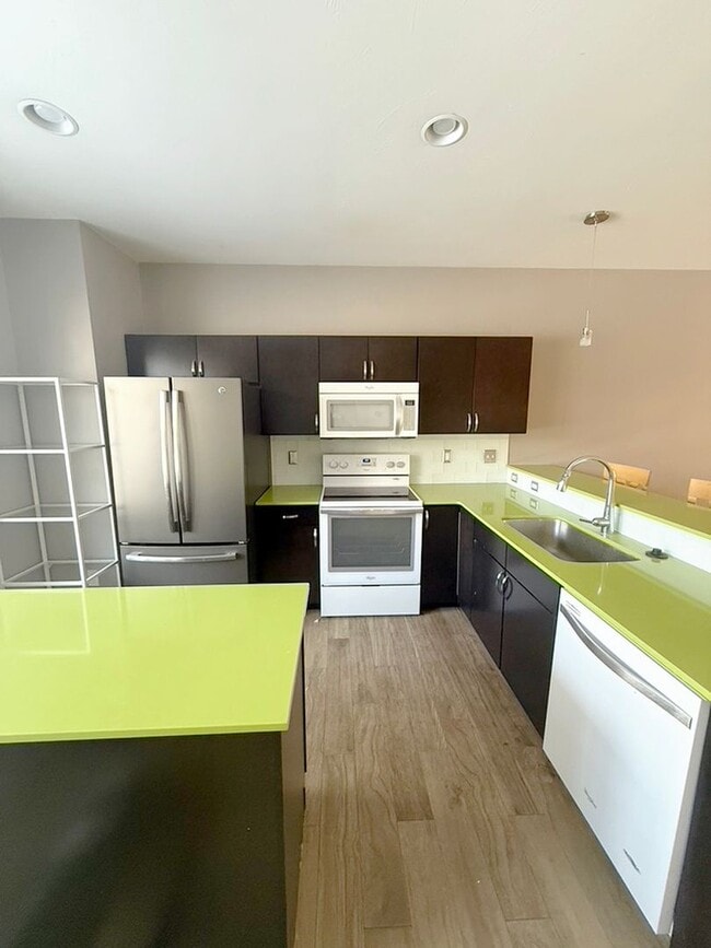 Photo - Charming Southside 2 Bedroom, 2.5 Bath Townhome