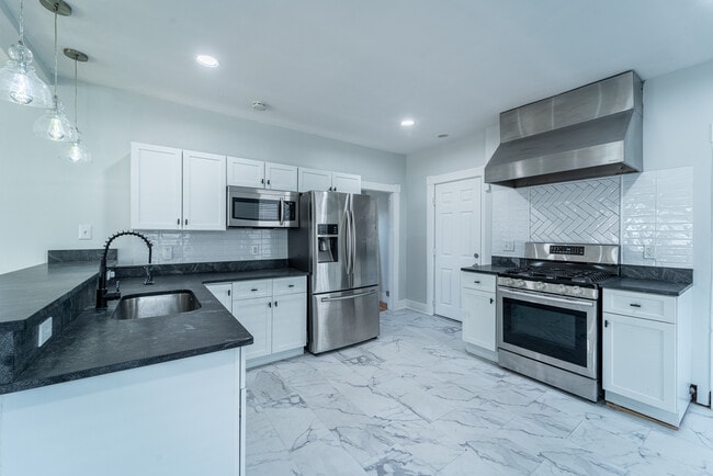 Photo - 48 Beaver St Unit 3