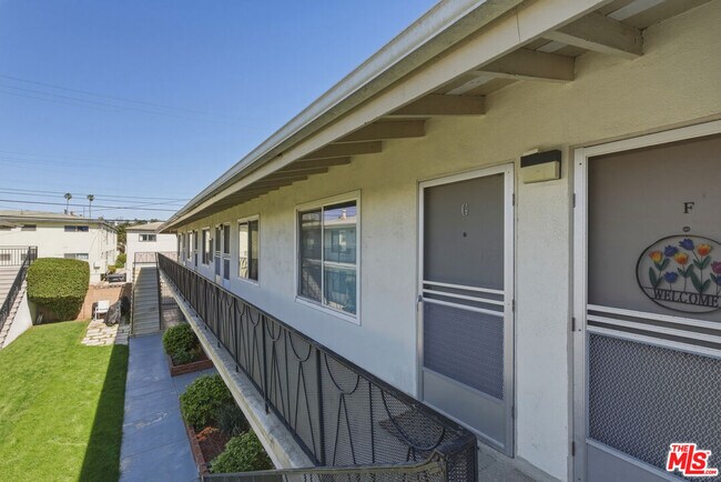 Photo - 1427 9th St Unit H