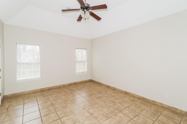 Photo - 6815 Kerry Valley Ln