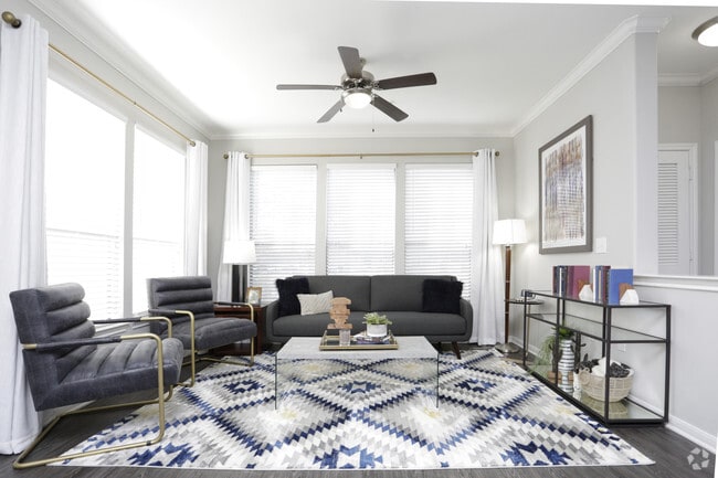 Photo - Yorktown Crossing