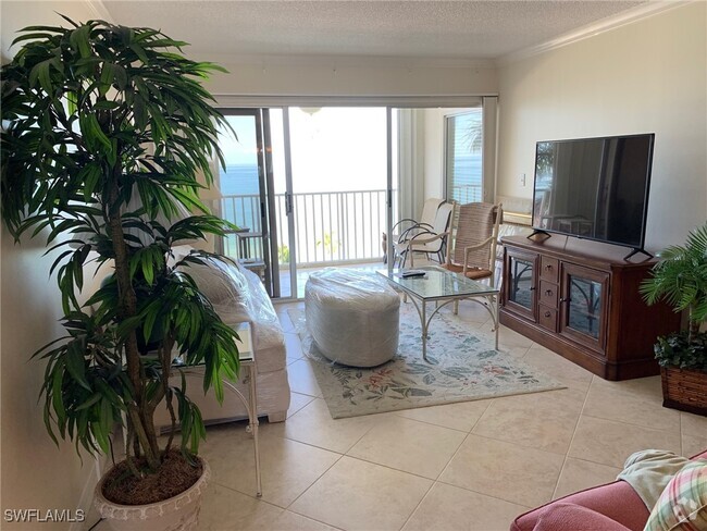 Building Photo - 3443 Gulf Shore Blvd N Unit 809 Rental