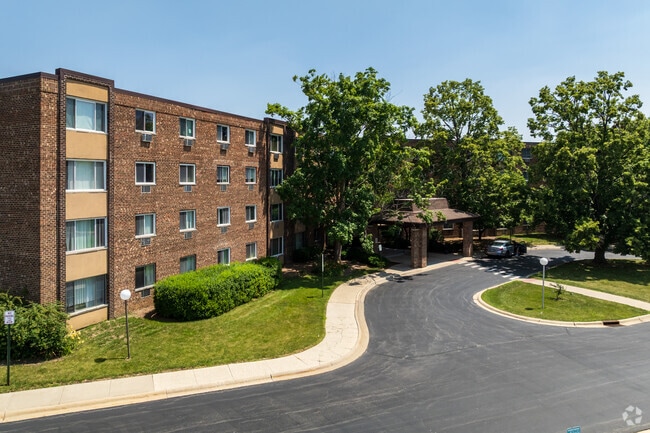 Photo - Moon Lake Village Condominiums