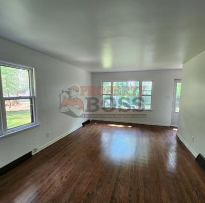 Photo - 5160 Carolina St