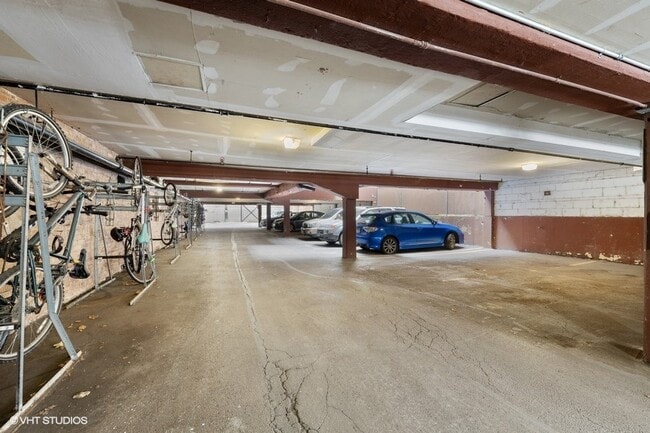 Photo - 519 W Melrose St Unidad 407