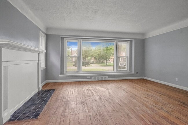 Photo - 19356 Westmoreland- 3 BED & 1.5 BATH FOR RENT