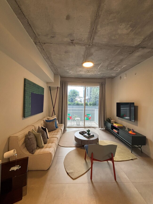 Photo - 162 NE 23rd St Unit B1