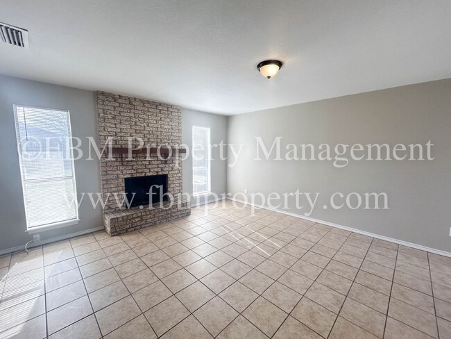 Photo - 1401 Old Bardwell Rd Unit B