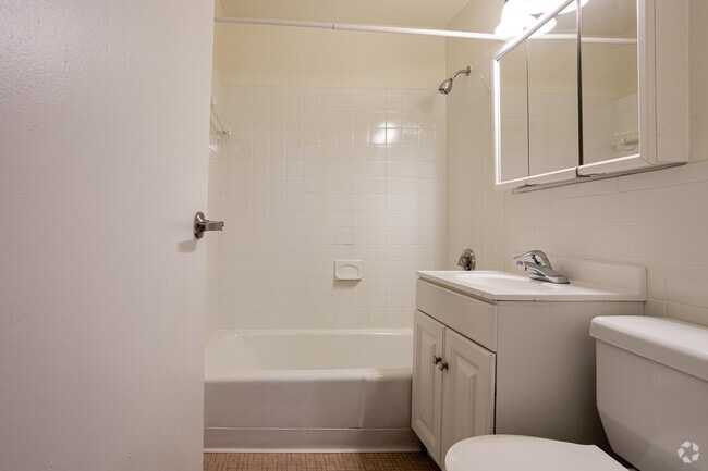 Estudio, 1BA - Parker Hill