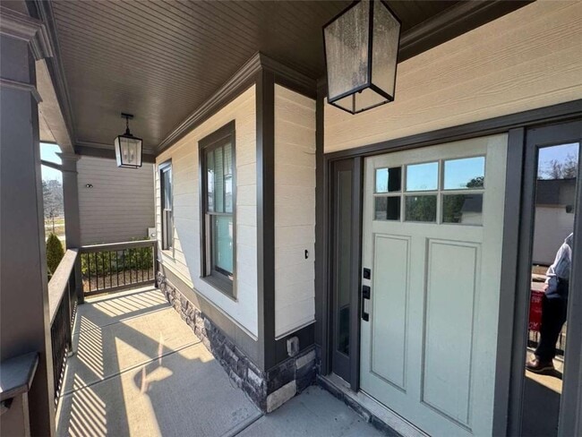 Photo - 2442 Mills Bend