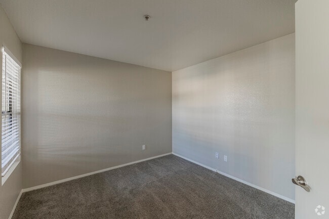 2BR, 1BA - 912SF - Primary Bedroom - Anacosta at McCormick Ranch