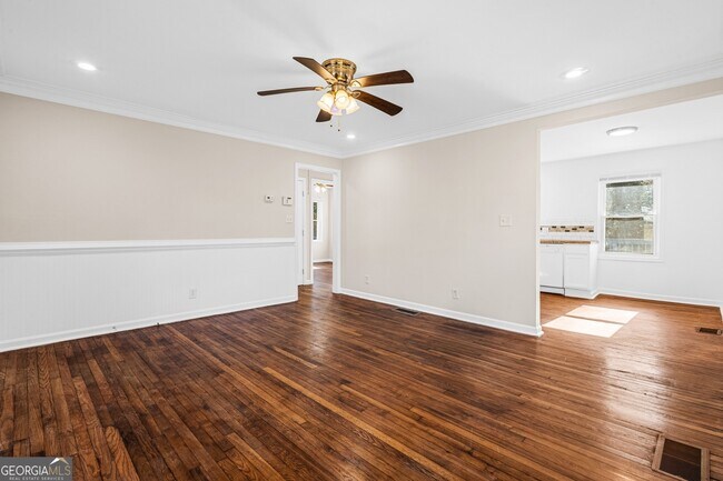 Photo - 2163 Rexford Dr