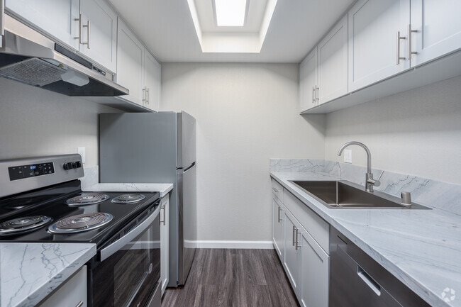 1 habitación, 1 baño, 721 pies cuadrados, cocina