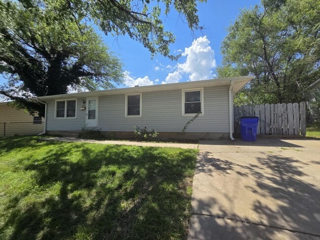 Single Family Home - Single Family Home