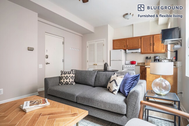 Photo - 1826 Vernon St NW Unidad FL2-ID188