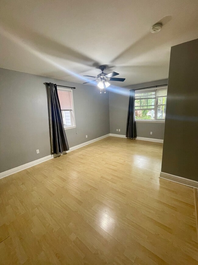 1215 Josephine St Unit 4