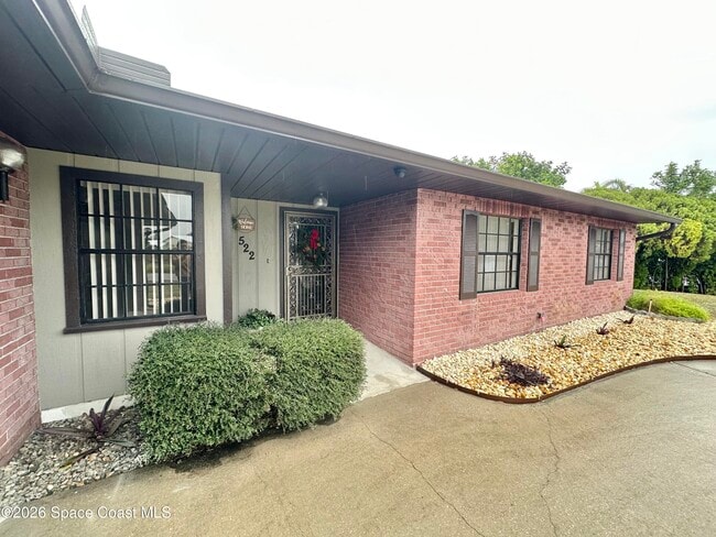 Photo - 522 Karney Ave NE