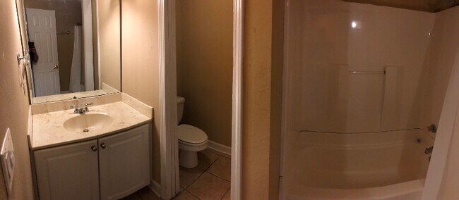 Photo - 1802 Jackson Ave W Unidad #10