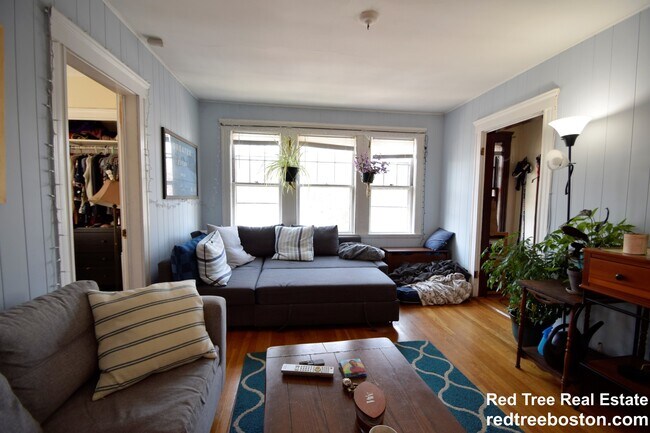 Photo - 81 Beechcroft St Unit 2