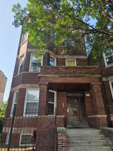 Building Photo - 931 W 31st St