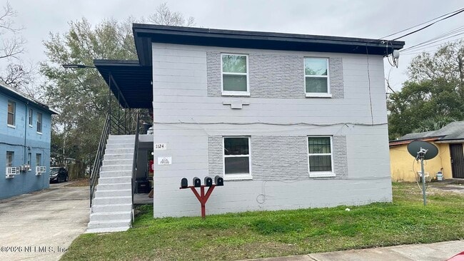 Photo - 1124 W 25th St