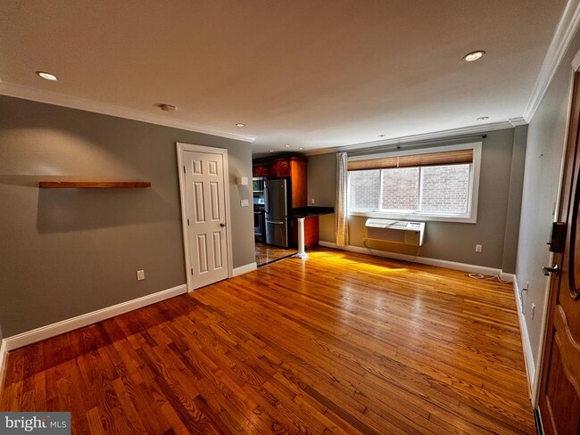 Photo - 3656 New Hampshire Ave NW Apartamento Unidad 6
