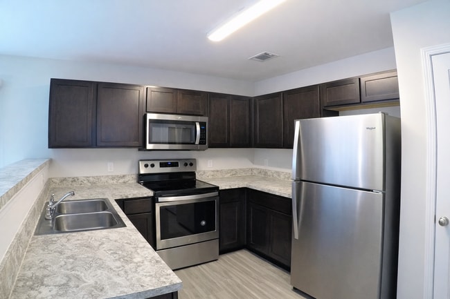 Photo - 8 SAW Unit 8 SAW