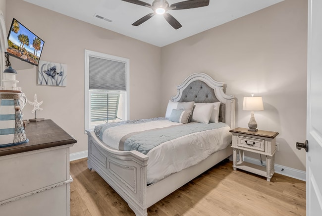 Building Photo - 151 Hallandale Ln