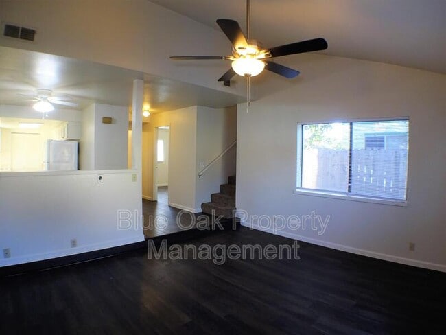Photo - 2811 Morseman Ave