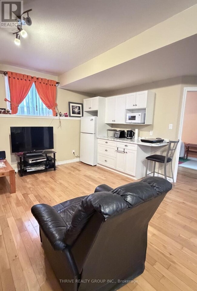 Photo - 2230 Coronation Dr