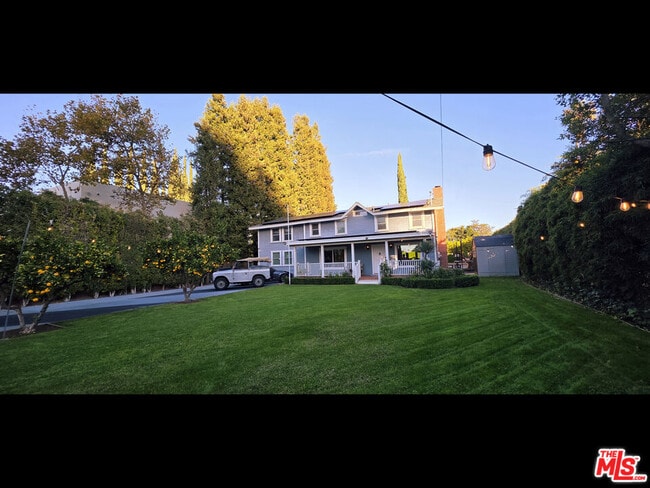 Photo - 4744 Haskell Ave