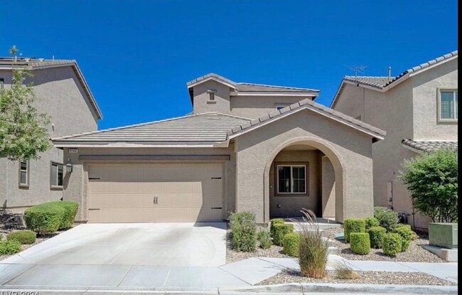 Building Photo - 9146 Laughing Owl Ave