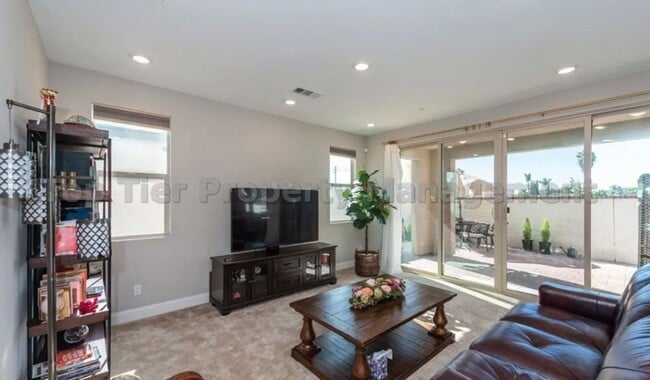 1699 Carol Lee Ln