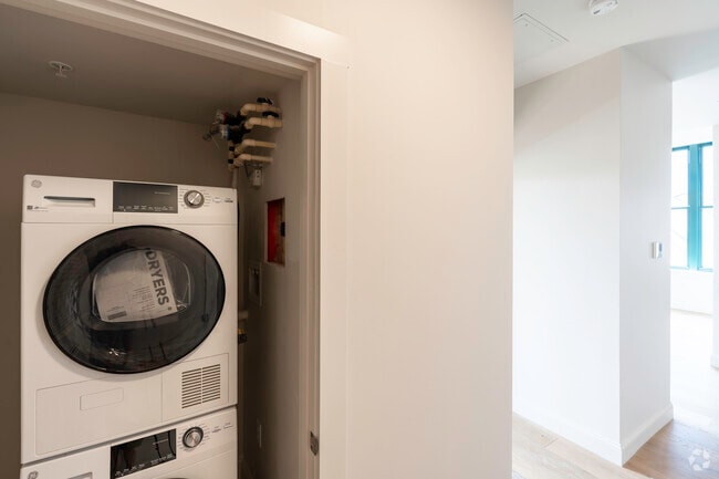 Unit 204, Washer and Dryer