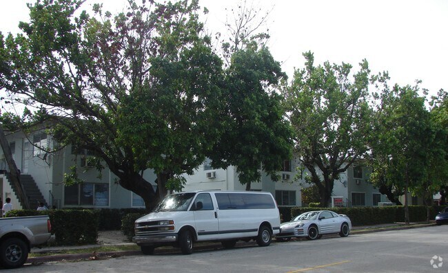 Photo - 642 Jefferson Ave