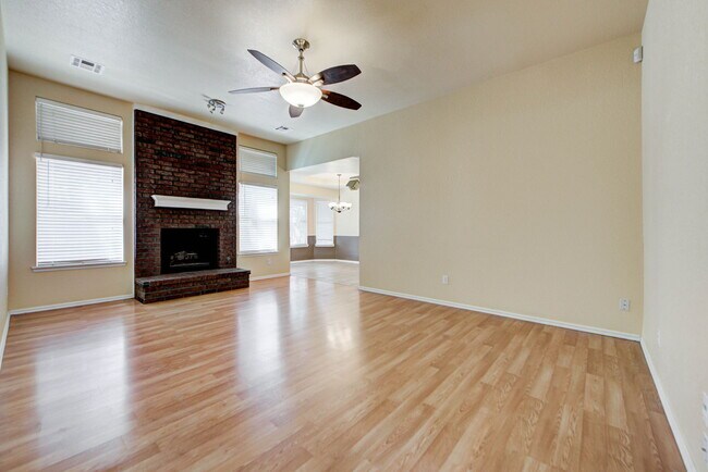 2904 Canyon Oaks Ct