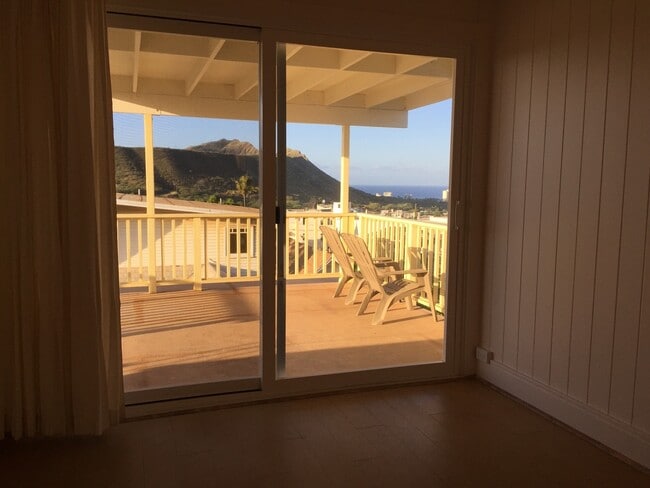 Photo - Kaimuki's Best & Most Convenient Location!...