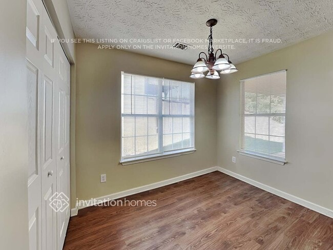 Photo - 125 S Greenfield Cir