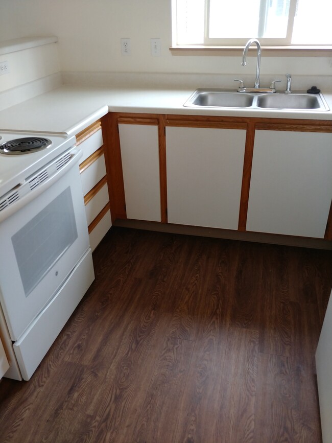 Willow Park Apartments Auburn, WA