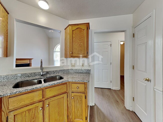 Photo - 129 Candle Woods Dr