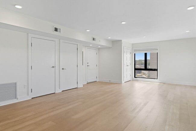 Photo - 85 Willow Ct Unit 501