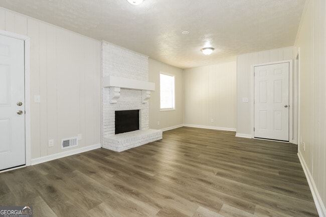 Photo - 2255 Kings Forest Dr SE