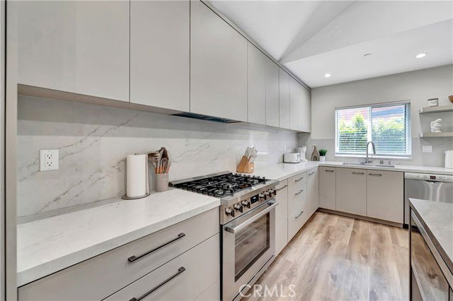 Photo - 6743 Colgate Ave