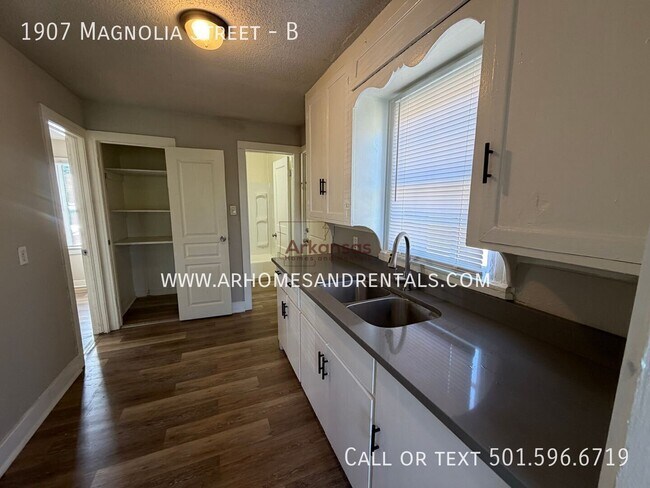 1907 N Magnolia St Unidad B