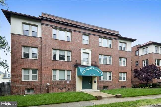 Photo - 1210 Perry St NE Apartment Unit 101