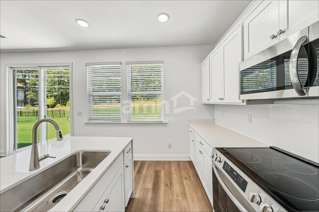 Photo - 1636 Scenic Crk Pl