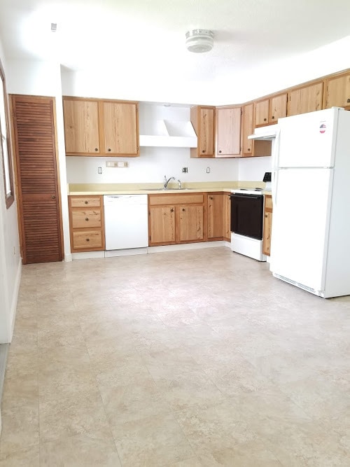 Photo - 1050 1/2 S Jones Blvd Unit Upper