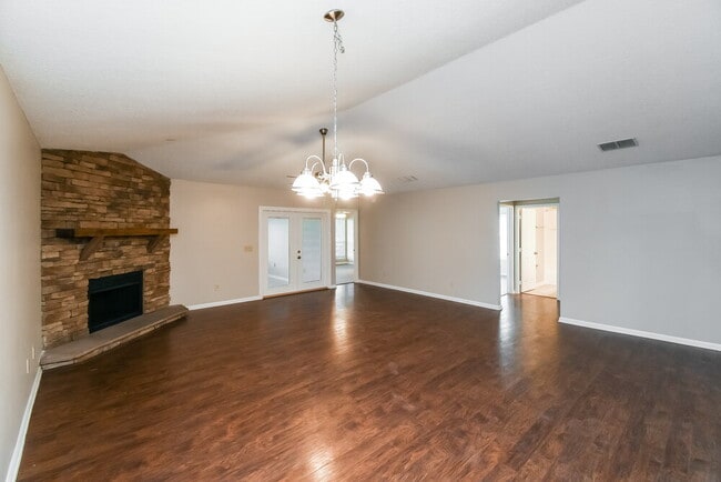 Photo - 1653 Spring Oaks Ln