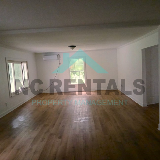 Photo - 4408 Edgemore Rd