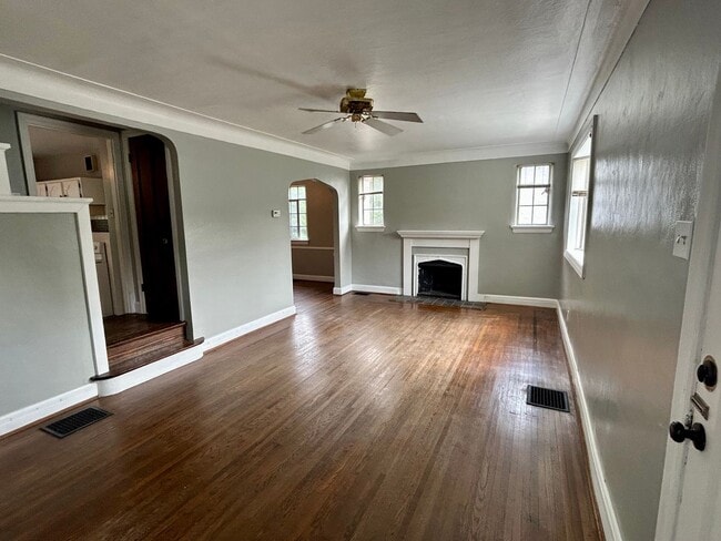 Photo - PRICE HILL- Charming 3 bedroom 1.5 bath